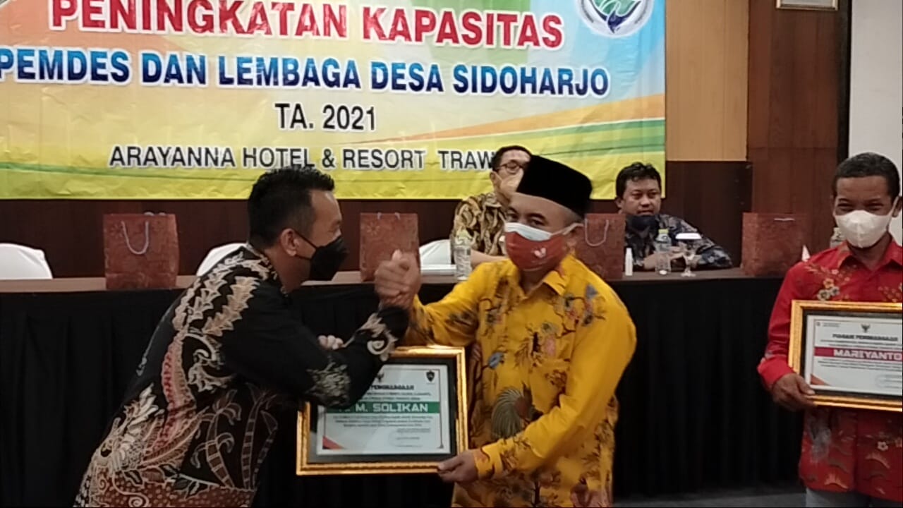 Peningkatan kapasitas pemerintah Desa Sidoharjo Peningkatan kapasitas pemerintah Desa Sidoharjo